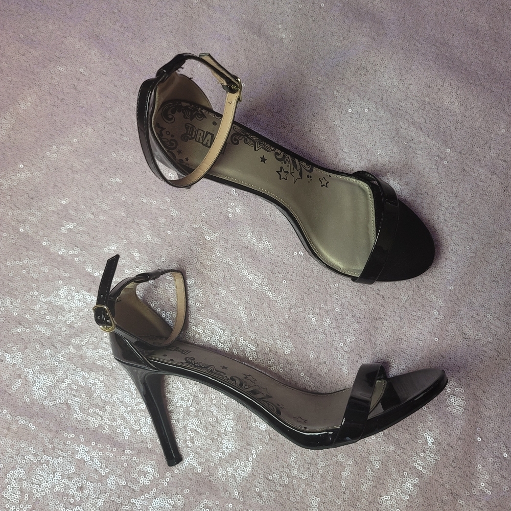 ♡ Thin Strappy Slick Black Heels ♡